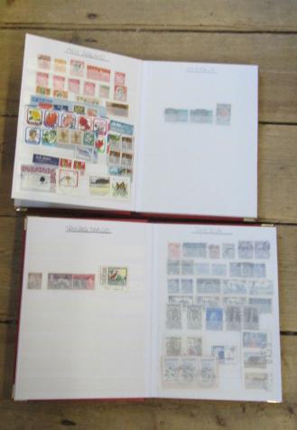TWO ALBUMS OF SYRIAN AND SAN REMO STAMPS ETC Image