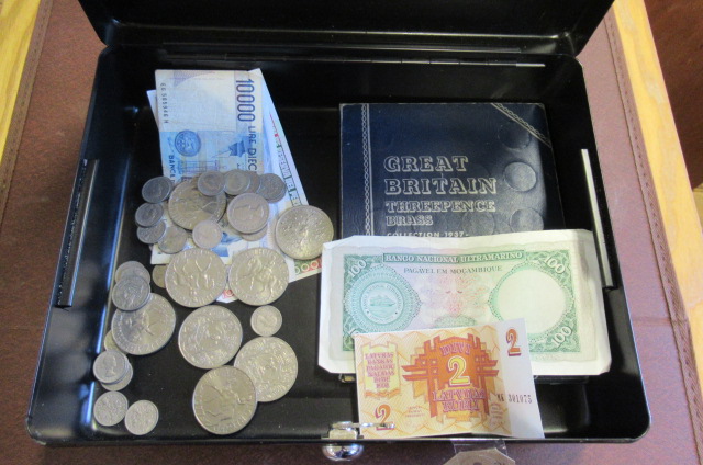 CASH BOX OF COINS AND BANK NOTES Image