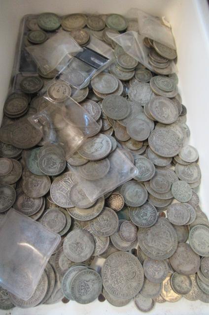 BOX OF EDWARDIAN AND LATER BRITISH SILVER COINS Image