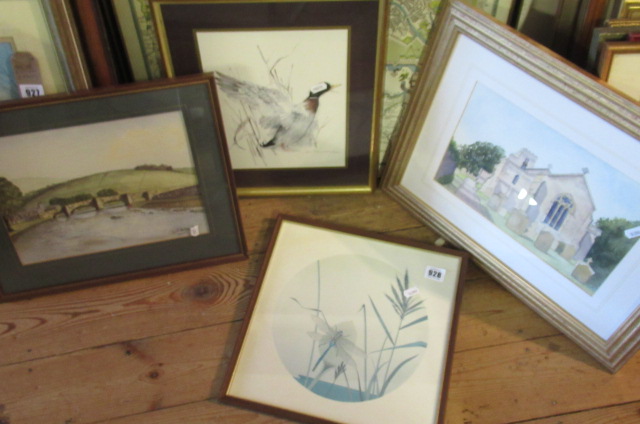 QUANTITY OF PICTURES AND PRINTS Image