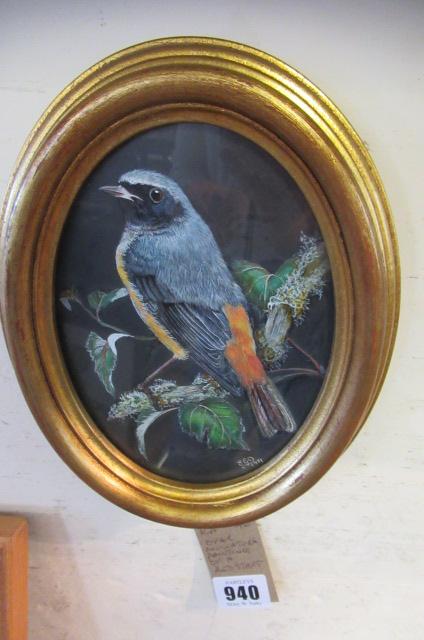 OVAL MINIATURE PAINTING OF A RED START Image