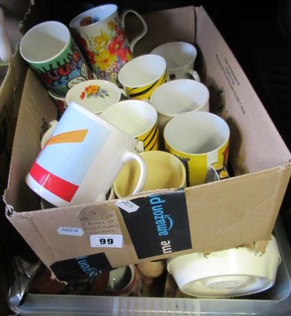 THREE BOXES OF MIXED GLASS AND CERAMICS Image