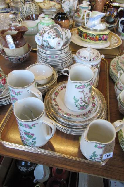 TRAY OF MIXED POTTERY Image