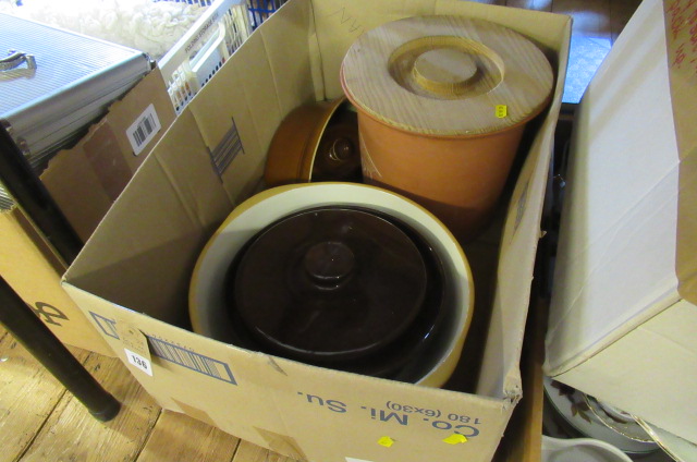 BOX OF KITCHEN CERAMICS Image