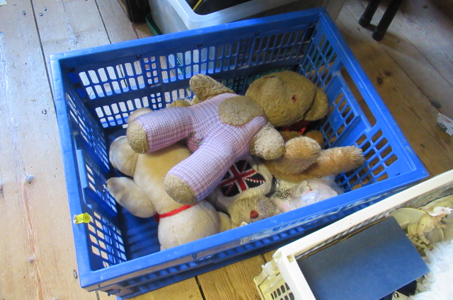 BOX OF TEDDY BEARS Image