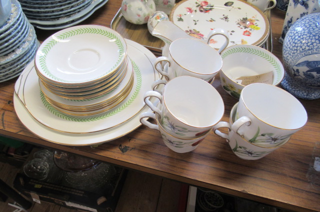 SPODE COUNTRY LANE PATTERN TEA SET Image