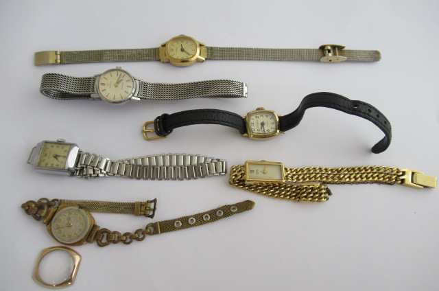 LADY'S 9CT GOLD CASED OMEGA WRISTWATCH AND FIVE OTHERS Image