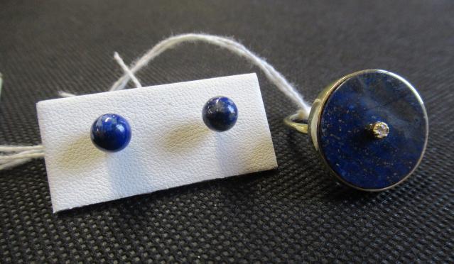 LAPIS LAZULI SILVER GILT RING AND EAR STUDS Image
