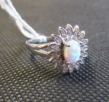 SILVER OPAL SET RING Image