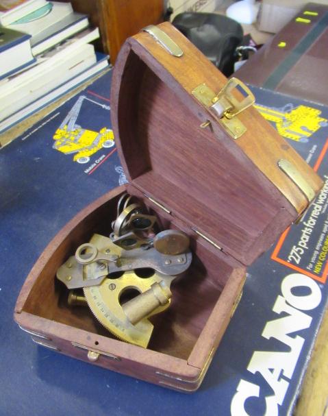 CASED SEXTANT Image
