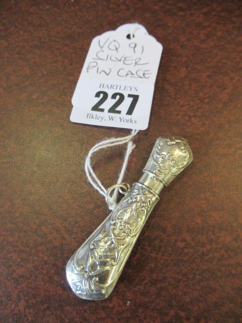 SILVER PIN CASE Image