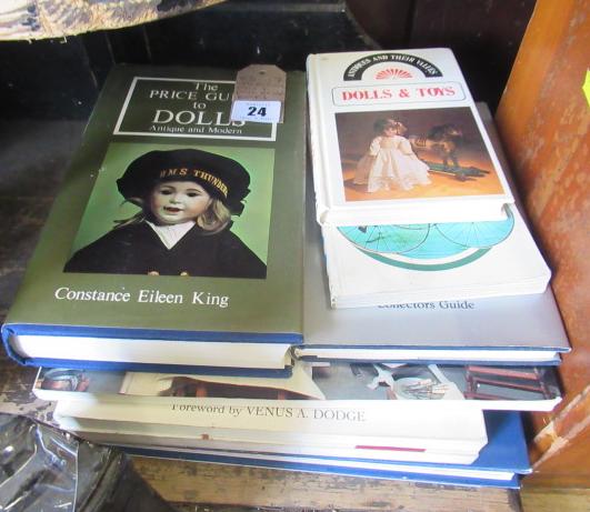 COLLECTION OF DOLL REFERENCE BOOKS Image