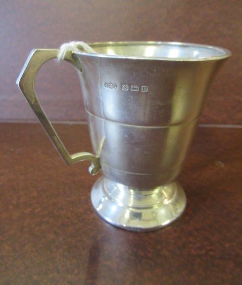 SILVER CHIRSTENING MUG Image