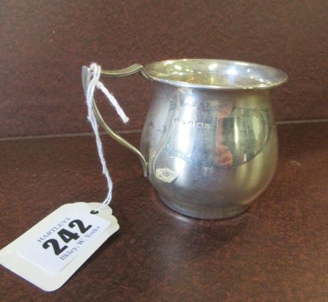 SILVER CHRISTENING MUG Image