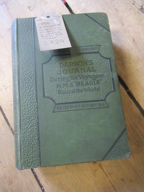 1890 EDITION OF DARWINS JOURNAL OF A VOYAGE ROUND THE WORLD Image