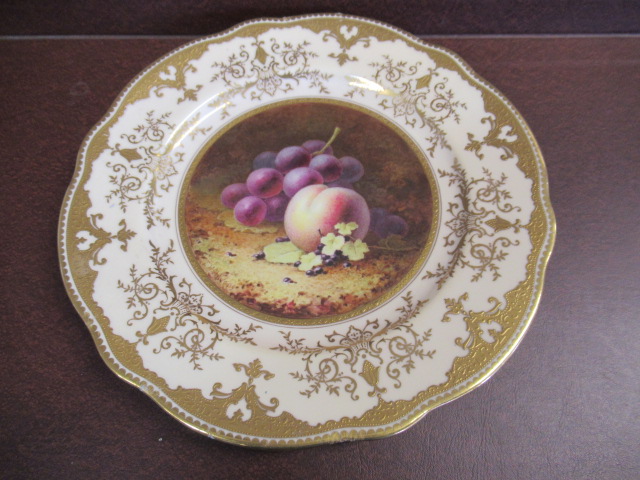 COALPORT CABINET PLATE PAINTED BY CHIVERS Image