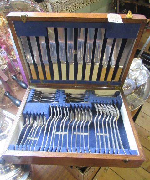 CANTEEN OF CUTLERY Image
