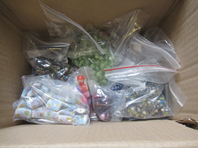 BOX OF COSTUME JEWELLERY AND BEADS ETC Image
