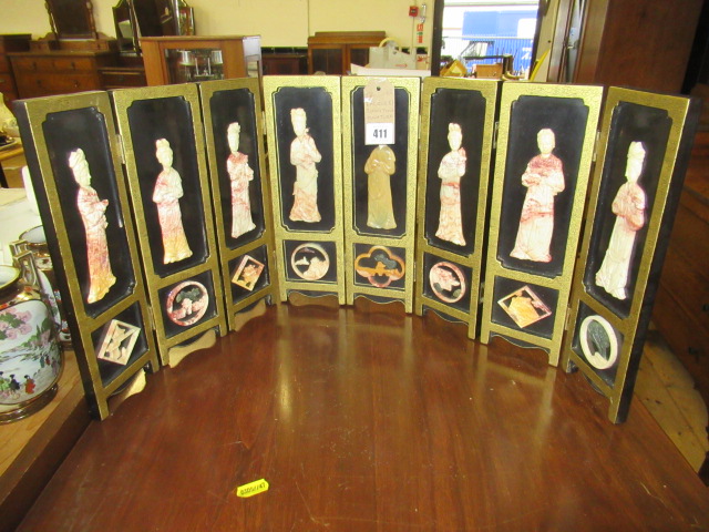 LACQUER AND SOAPSTONE MINIATURE PANEL TABLE SCREEN Image