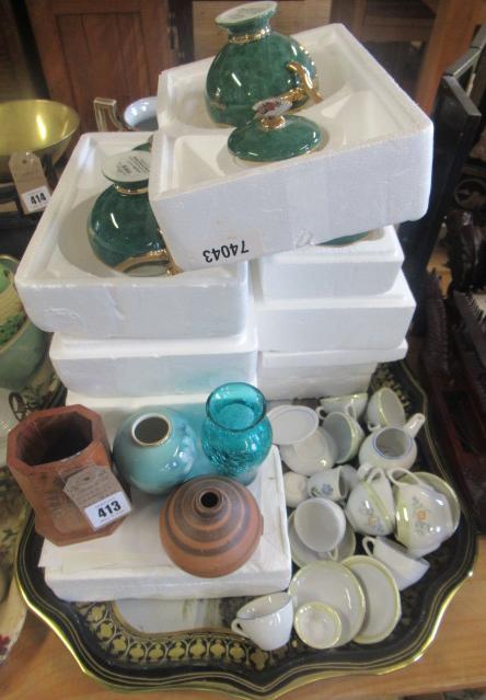 TRAY OF MIXED CERAMICS INCLUDING BLUE AND WHITE AND PORCELAIN MUSIC BOXES ETC Image