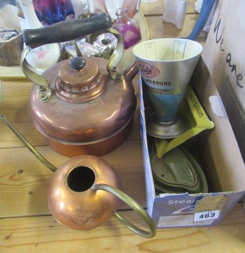 SMALL BOX OF VINTAGE METAL ITEMS  COPPER KETTLE AND BOX ETC Image