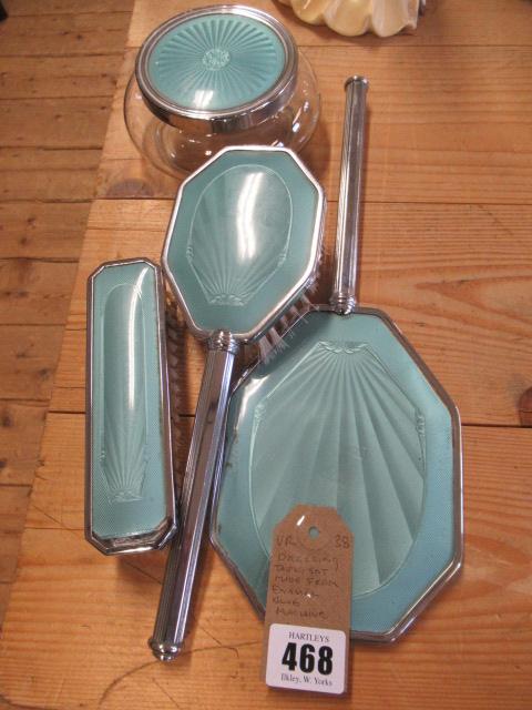 DRESSING TABLE SET Image