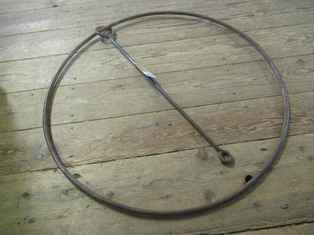 IRON LOOP AND STICK Image