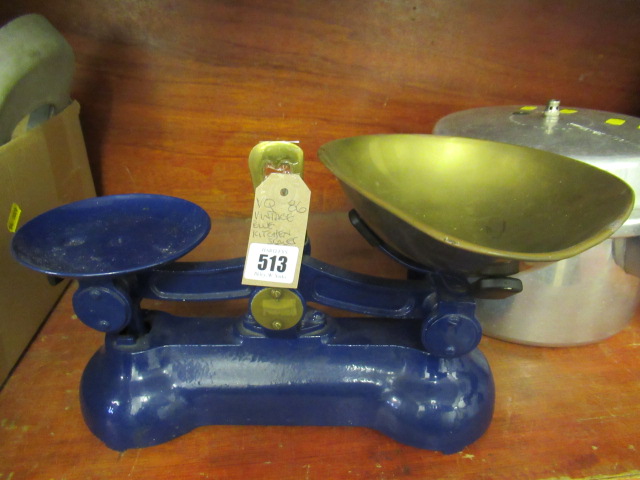 VINTAGE BLUE KITCHEN SCALES Image