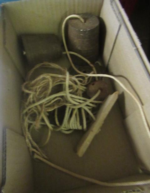 VINTAGE DOOR WEIGHTS Image