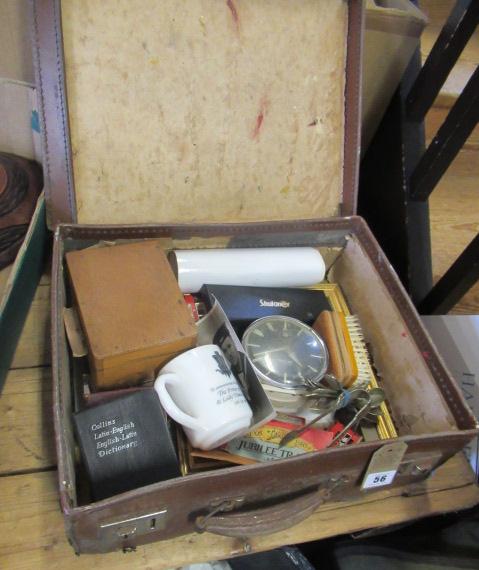 VINTAGE SUITCASE OF COLLECTABLES Image