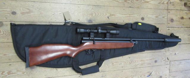 SMK AIR RIFLE WITH CASE Image