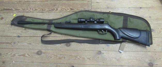 KRAL MAGWOM AIR RIFLE WITH CASE Image
