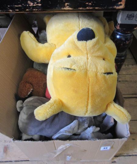 LARGE BOX OF SOFT TOYS Image