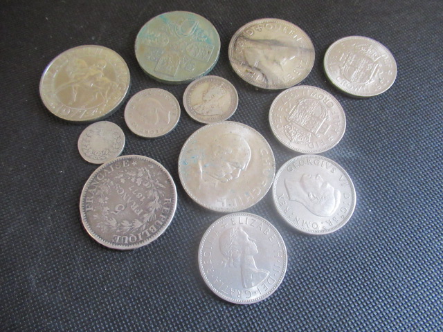 VARIOUS CROWNS AND SILVER 5 FRANC ETC Image