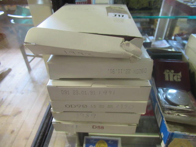 SIX BRITISH PROOF COIN SETS 1988-93 Image