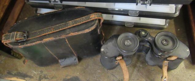 PAIR OF BINOCULARS Image