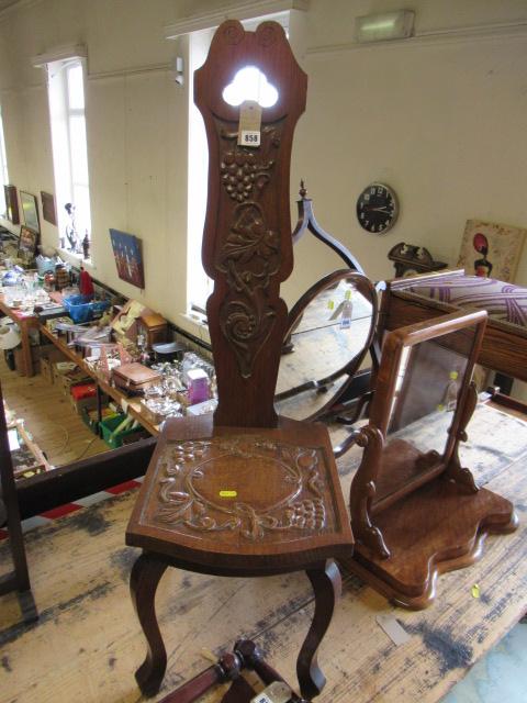 CARVED SPINNING CHAIR Image
