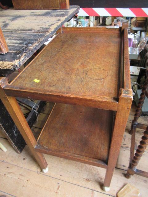 OAK TEA TROLLEY Image