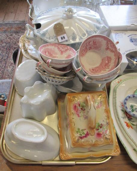 TRAY OF VICTORIAN JELLY MOULDS AND OTHER CERAMICS   Image