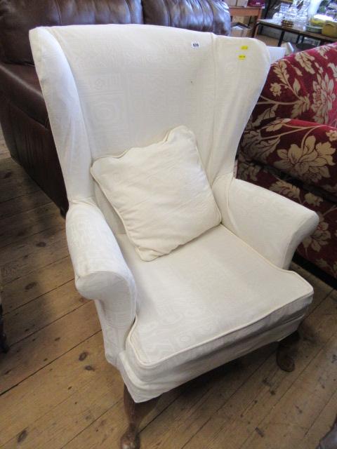 CREAM UPHOLSTERED ARM CHAIR Image