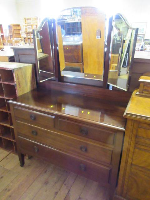 1940S MAHOGANY DRESSING TABLE Image