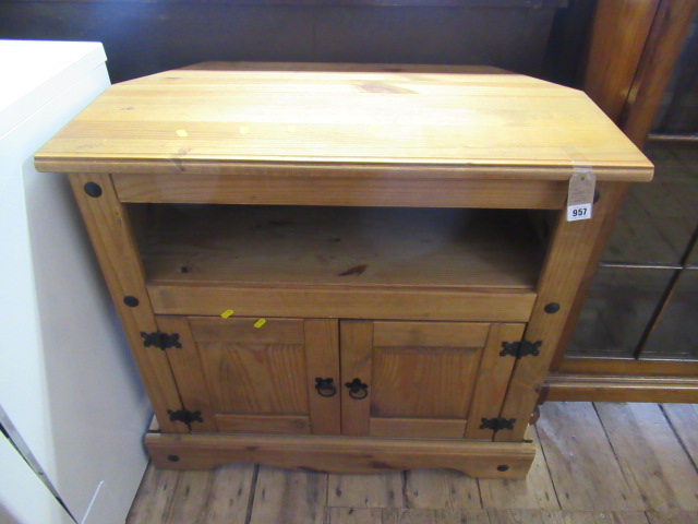 PINE CORNER TV UNIT AND MIRROR Image