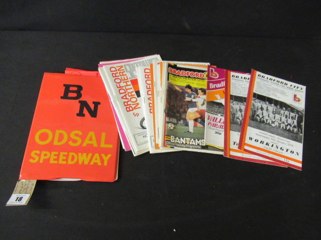 QUANTITY OF 1970 BRADFORD CITY FC AND BRADFORD NORTHERN PROGRAMMES Image