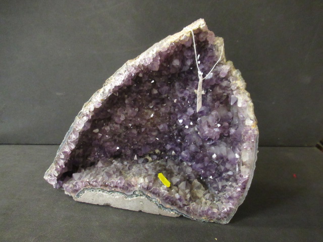 LARGE AMETHYST GEODE Image
