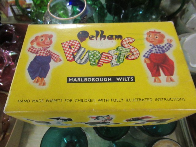 BOX OF MISCELLANEOUS ITEMS INCLUDING PARASOL AND BOXED PELHAM PUPPET Image