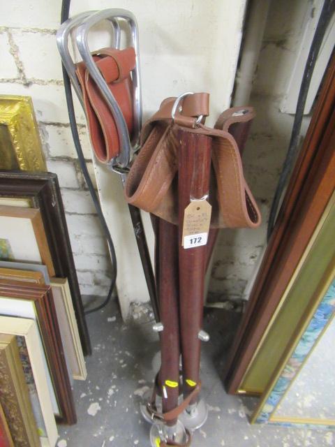 SHOOTING STICK AND TRIPOD SEAT Image