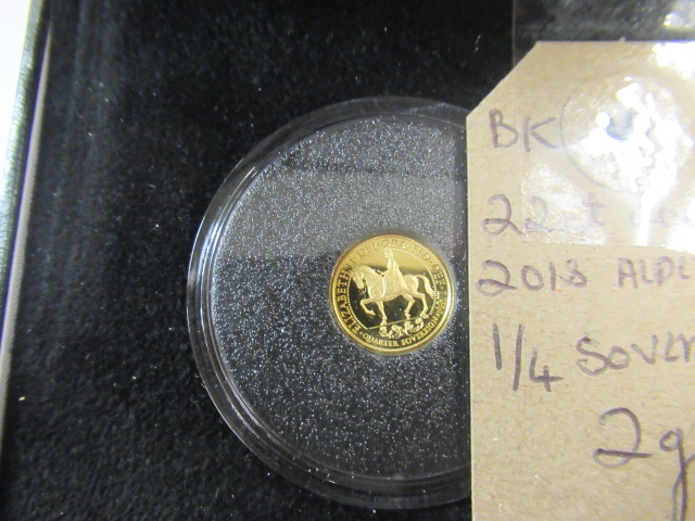 22CT GOLD 2018 ALDERNEY QUARTER SOVEREIGN - 2G Image