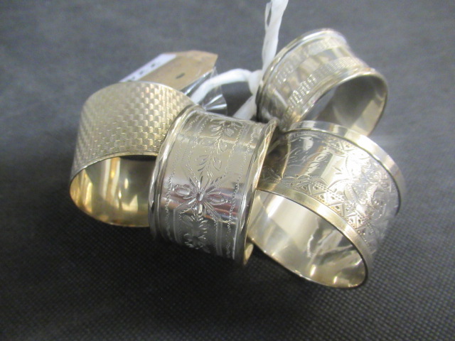 FOUR SILVER NAPKIN RINGS - 85.4G TOTAL Image