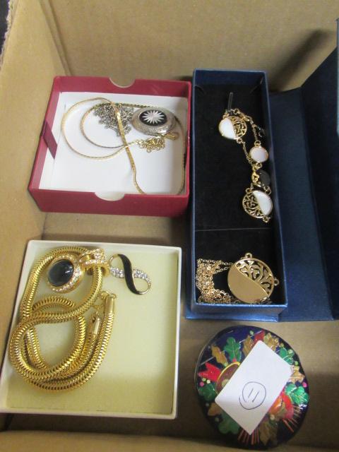 BOX OF COSTUME JEWELLERY Image