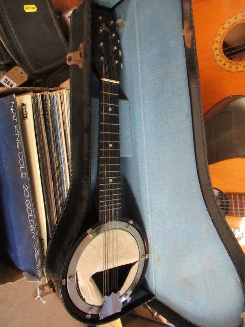 CASED BANJO Image